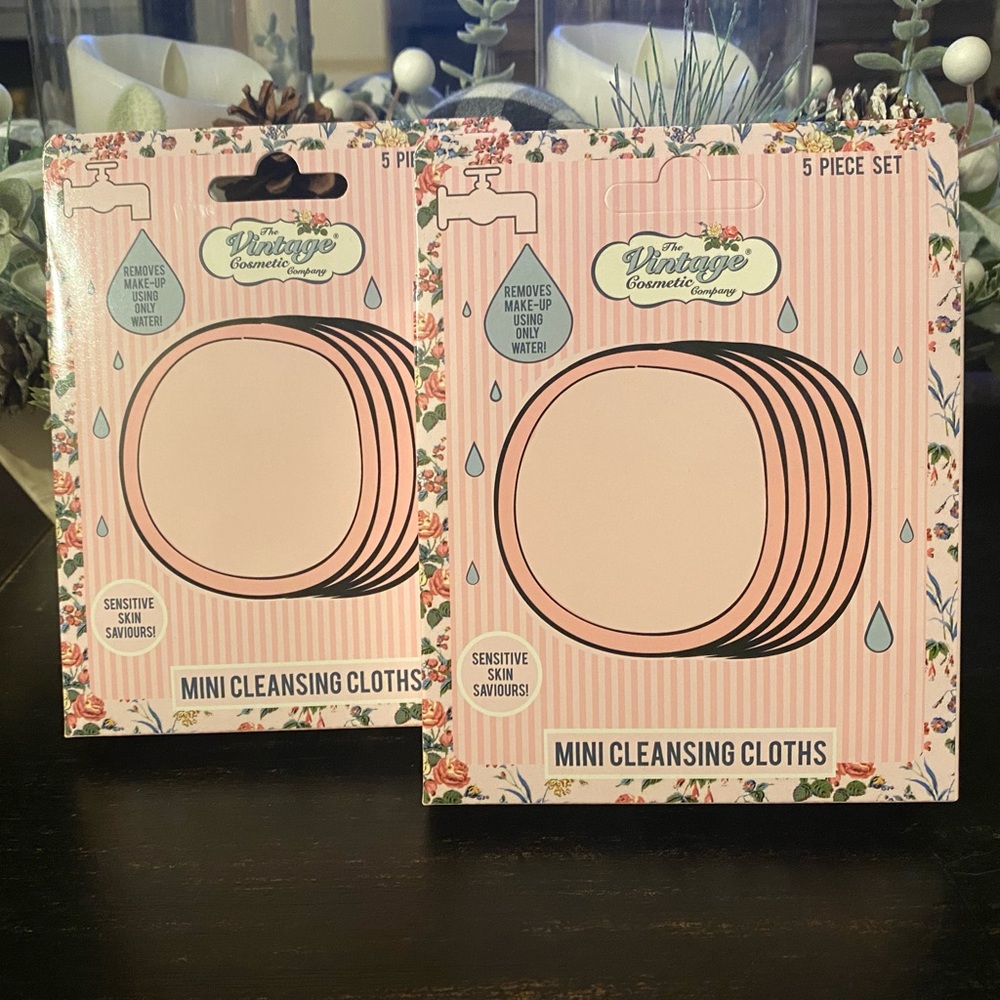2 sets The Vintage Cosmetic Company 5 Piece Mini Cleansing cloths (10 total)